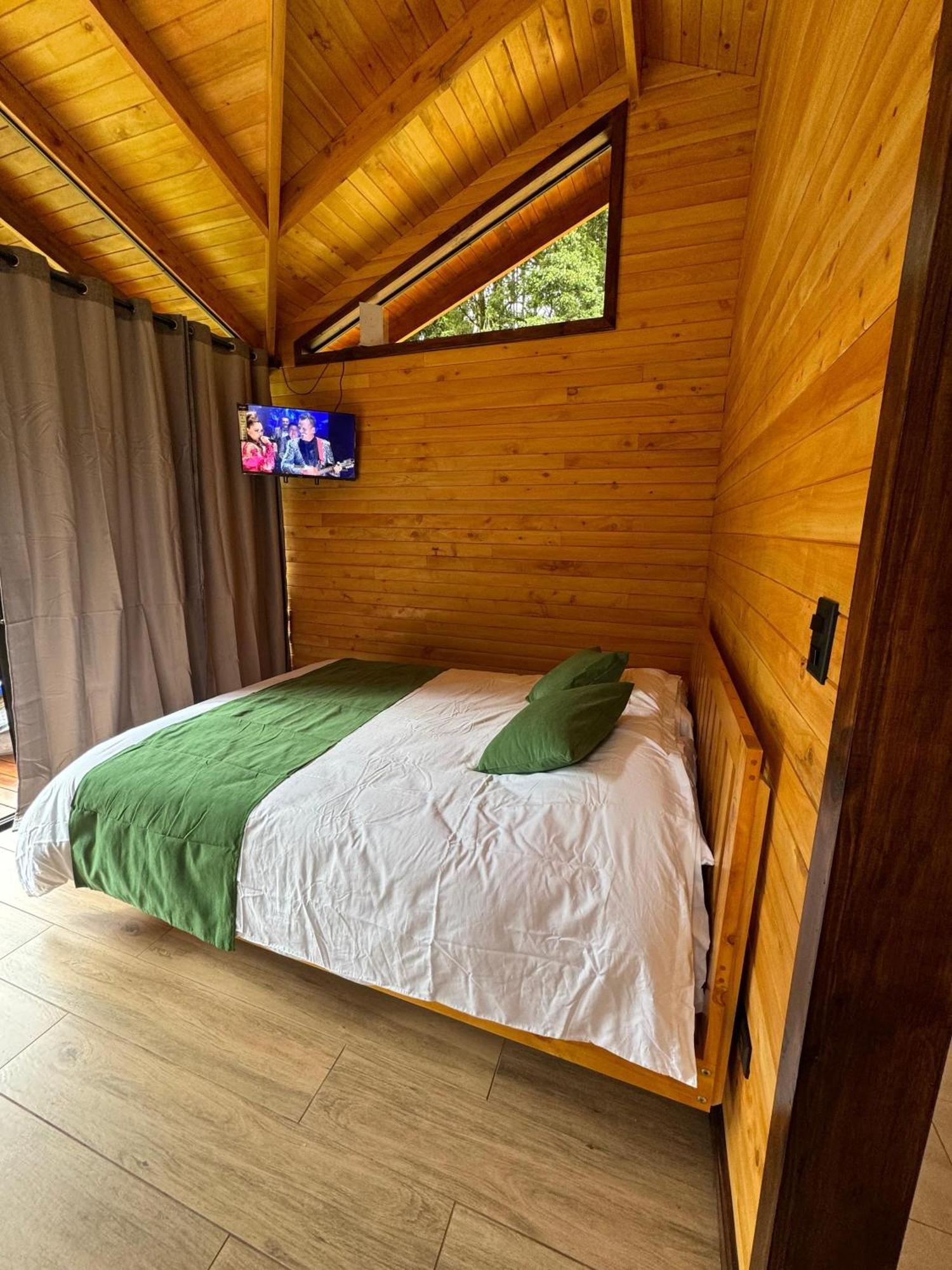 Entre Arboles Lodge San Gerardo de Dota Exterior foto
